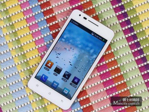 女生的最爱 OPPO Finder白色版京东热卖