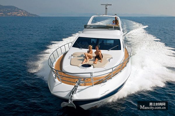 Azimut 64:超乎完美的平衡