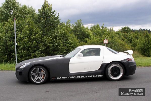���� SLS AMG Black Series ���¼����