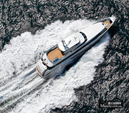 Heesen 成功交付两艘超级游艇