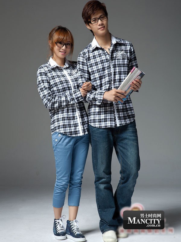 �ഺ,ʱ�е�������ô�ܴ�����˿�Ŀ�ʽ,˫�����ƣ�ŷʽ���и��У�ȫ��ĥë���ϣ���������ʱ�е�ӡ�����о��ǳ�����ʱ�У����������˸о���ǰһ����ϲ��ʱ�����е����ǣ����ж���